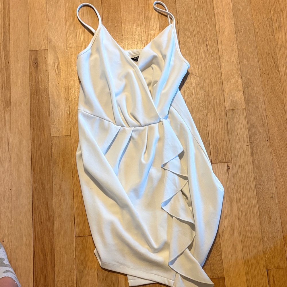 zeagoo White Spaghetti Strap Ruffle Wrap Mini Dress